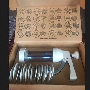 Pampered Chef Cookie Press